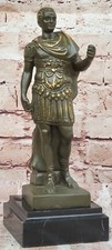 Unterzeichnet Bronze Statue