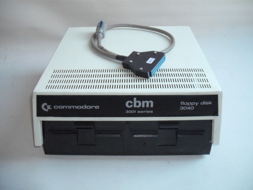 Commodore cbm 3040 - commodore,