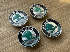 4 Original Skoda Nabenkappen