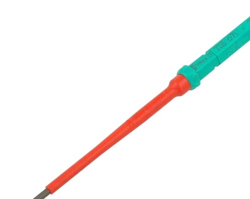 Interchangeable blade