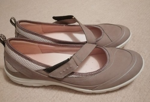 Ecco ballerina model - ballerina,