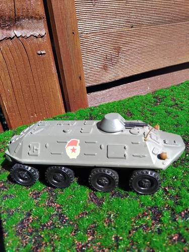 Militärfahrzeug