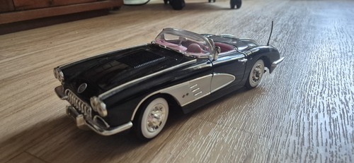1958 corvette unbespielt - 1:18,