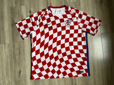 Kroatien Home Football Shirt