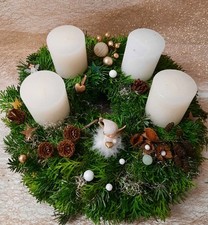 Adventskranz frisch gebunden Nordmanntanne Rustikkerzen Weiß Weihnachtsdeko