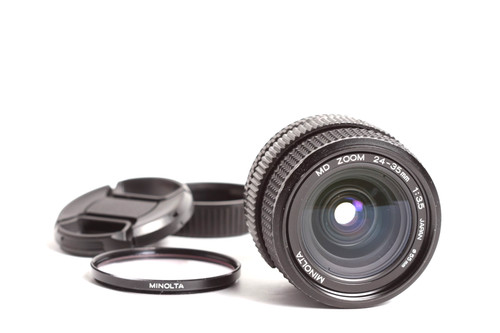 Minolta zoom 24 35 - minolta,