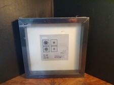 Neuer IKEA RIBBA (21675) Bilderrahmen. 23 x 23 cm. Nur die Verpackung ist zerkra