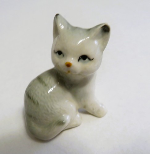 Porzellan figur kleine - figur,
