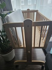 Babywiege Holz mit Zubehör