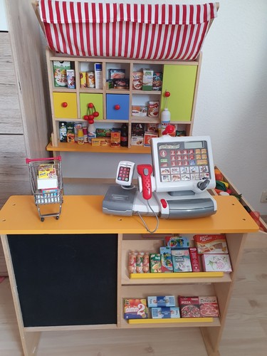 Kaufmannsladen mit kasse - mit,