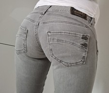 HERRLICHER Röhren Jeans Piper