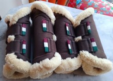 ESKADRON faux fur Gamaschen