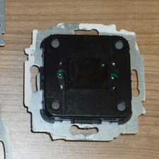 Busch-Jaeger Raumtemperaturregler 6108/18 IP20 schwarz 2CKA006134A0318 KNX