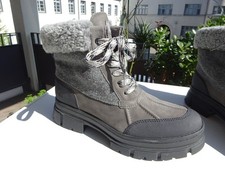 UGG AUSTRALIA ASHTON ADDIE