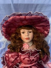 Vintage Sammlerpuppe RUBY aus