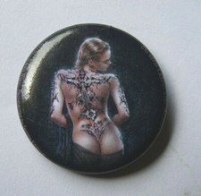 LUIS ROYO BUTTON ANSTECKER