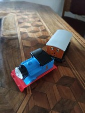 Vintage 1995 THOMAS die Lokomotive Limited Britt Allcroft Bandai mit Wagon 