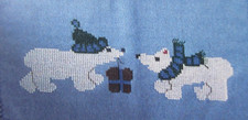 Stickvorlage "Eisbären mit Mütze und Schal" Kreuzstich-Motive