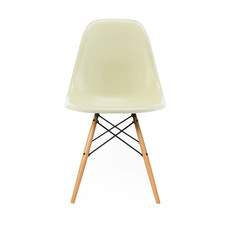 Vitra Eames Fiberglass Side