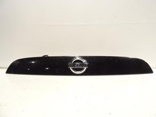 ZIERLEISTE HECKKLAPPE Nissan