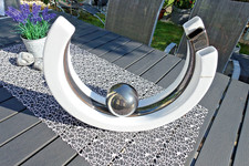 Formano # elegantes Design-Objekt in Bogenform mit Kugel # Vase für Deko-Blumen