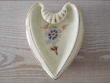 Zsolnay Pécs Herzschale Porzellan handbemalt Golddekor Ungarn Vintage