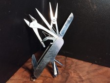 Linder Multi-Tool