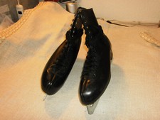 Herren Eiskunstlaufschuhe Schlittschuhe EU Gr.40 (25 cm) nicht sehr gut!? (124)