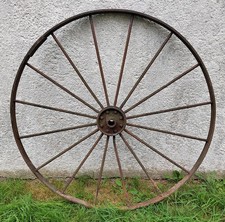 Altes Speichenrad Eisenrad - Rad Ø 130 cm - massiv - Heuwender Bauer Deko Garten