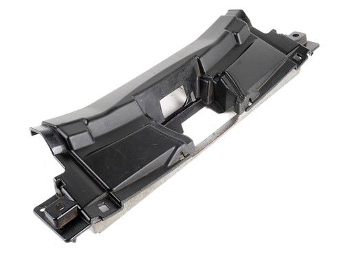 Motorabdeckung unten hinten