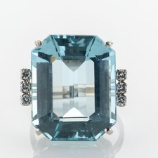 Ring aus 750er Weißgold mit