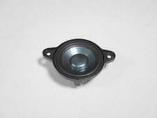 Mercedes GLK C E Klasse W204 W212 C207 Lautsprecher vorne Logic 7 A2048202302