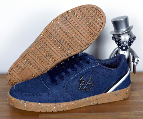 és skateboard footwear - és,