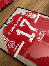 Signiertes Michael Olise FC