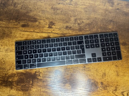 Original apple magic keyboard - apple,