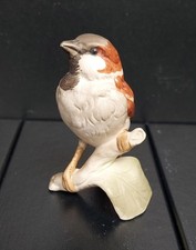 Vogel aus Porzellan von