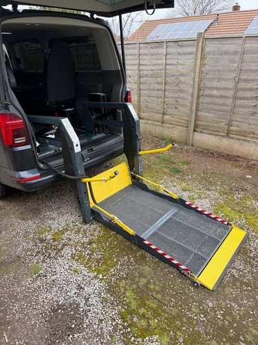 Rollstuhllift oder ladelift - rollstuhllift,