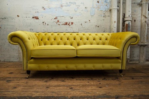 Sitzer chesterfield couch - 3,