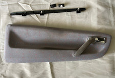 Türverkleidung vorne links Seat Arosa 6H beschädigt verschmutzt Halter fehlen