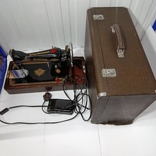 Vintage Singer 15K80