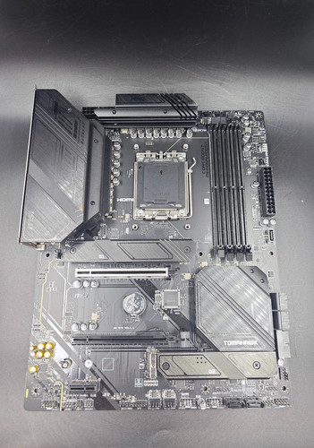 Msi mag b650 tomahawk wifi - msi,