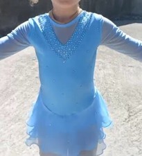 Kürkleid Rollkunstlauf, Eiskunstlauf , Babyblau Pastellfarben GR. 128-134 