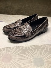 Prada Loafer in Kroko-Optik