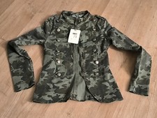 Please Jacke Tarnfarben