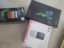 3x alte Handys zu verkaufen -