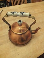 Antiker Wasserkessel Messing? Keramikgriff