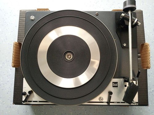 Plattenspieler chassis zur - chassis,