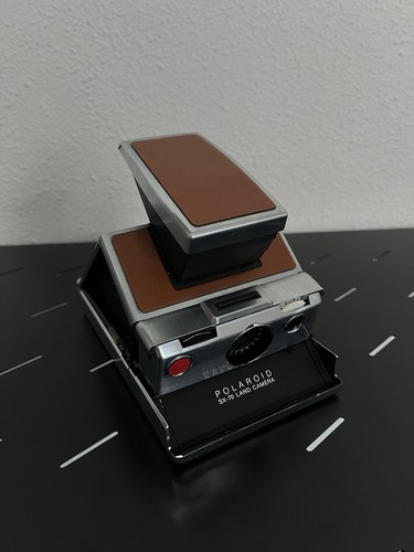 Polaroid land camera - land,