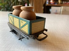 Güterwagen (alt) - Holzfässer - Blech - Eisenbahn - Spur 0 - 11 x 5 x 6 cm