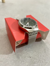 NEU Swatch "Sistem Kaki"